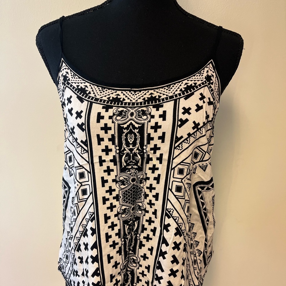 Black & White Flying Tomatoes Camisole Top Size Large